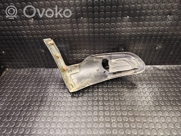 Citroen C4 Aircross Pretmiglas luktura dekoratīvais režģis 8321A43301