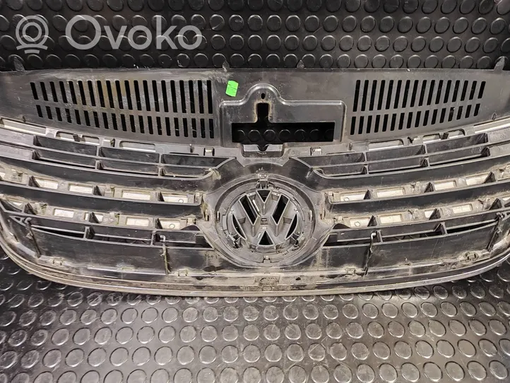 Volkswagen Tiguan Atrapa chłodnicy / Grill 5N0853653A