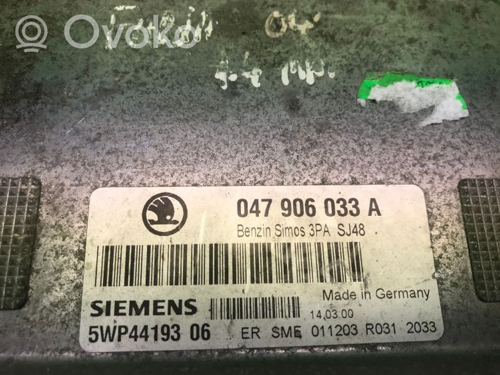 Skoda Fabia Mk1 (6Y) Komputer / Sterownik ECU silnika 047906033A