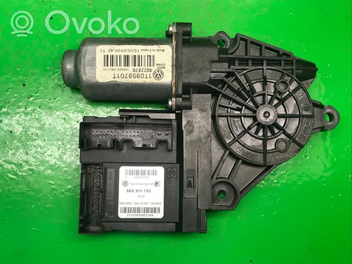Skoda Octavia Mk2 (1Z) Przekaźnik / Sterownik podnośnika szyb 5K0959793