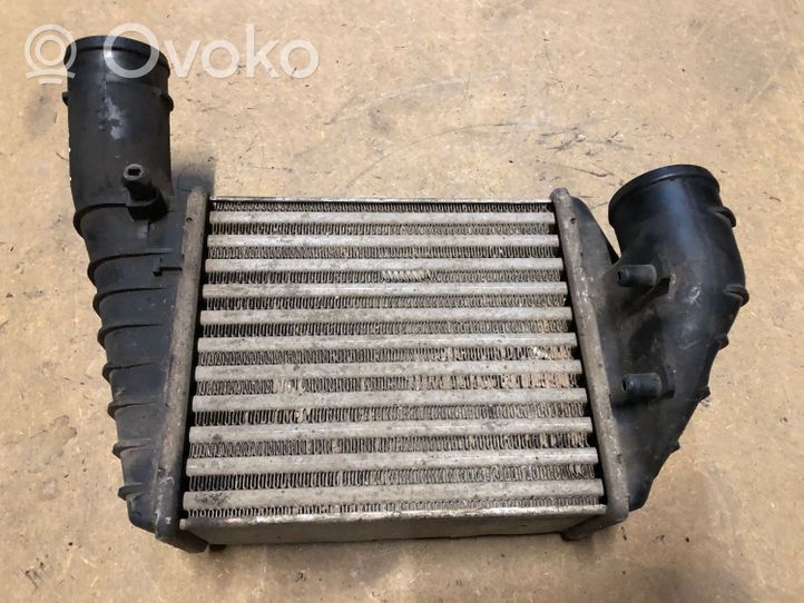 Audi A4 S4 B5 8D Canale guida dell’aria dell’intercooler 059145806