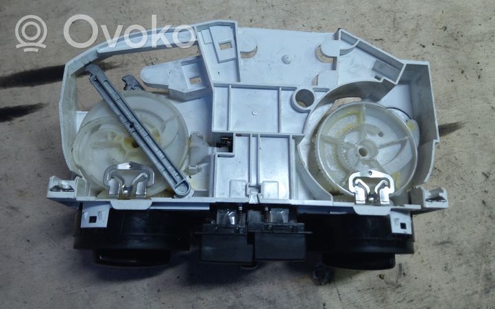 Volkswagen Golf IV Déflecteur d'air de radiateur de refroidissement 1J0820045F