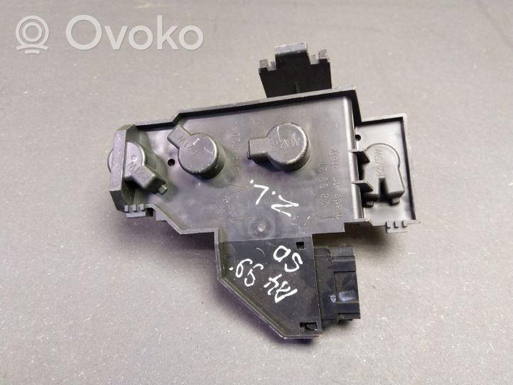 Audi A4 S4 B5 8D Element lampy tylnej 