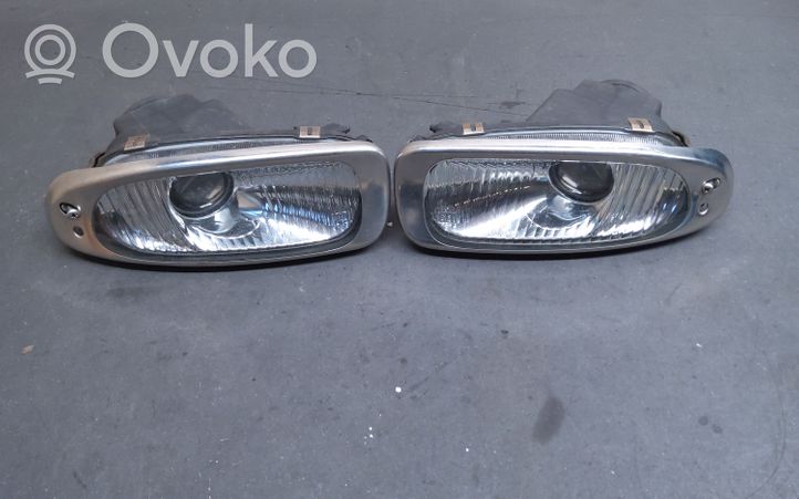 Mazda 626 Set di fendinebbia 11481634