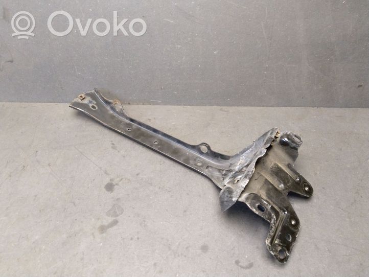 Volkswagen Touareg I Staffa del pannello di supporto del radiatore 7L0805799