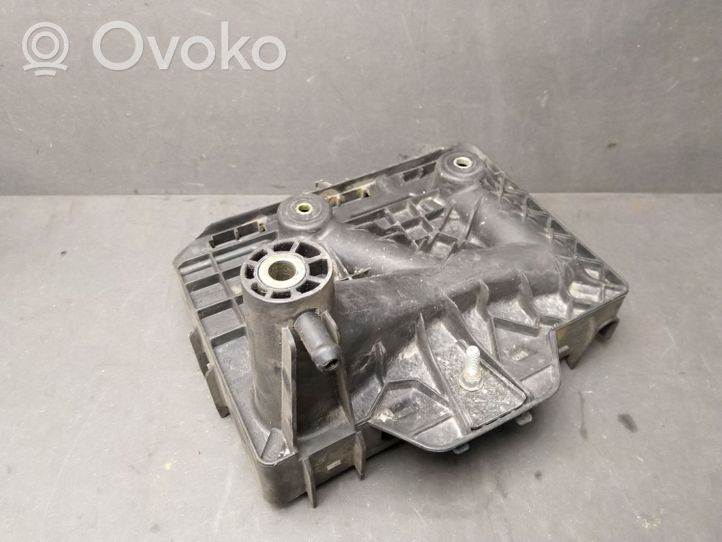 Skoda Fabia Mk1 (6Y) Vassoio batteria 6Q0915331