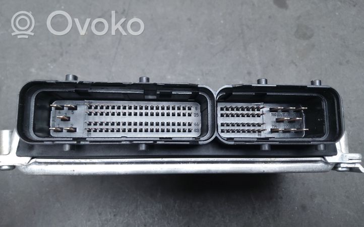 Volkswagen Golf III Galios (ECU) modulis 3910127715