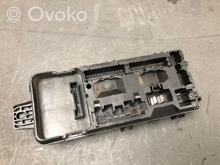 Volvo S40 Saugiklių blokas 0L110869