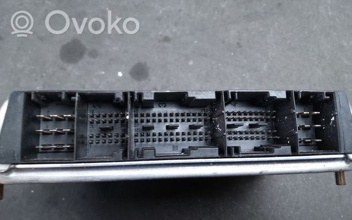 Nissan Primera Komputer / Sterownik ECU silnika 0281010718