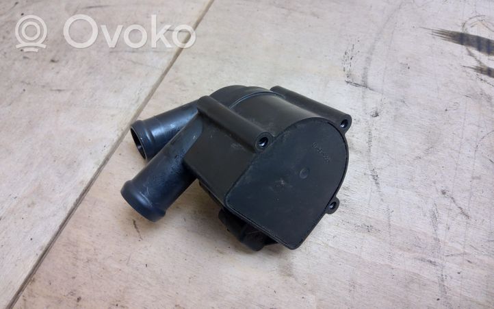 Skoda Octavia Mk2 (1Z) Pompa di circolazione per il riscaldamento autonomo (Webasto) 5N0965561