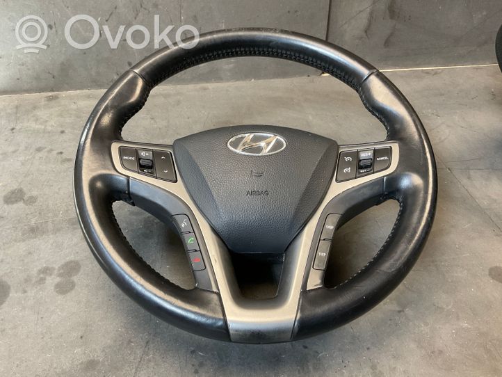 Hyundai i40 Руль 561003Z232RY