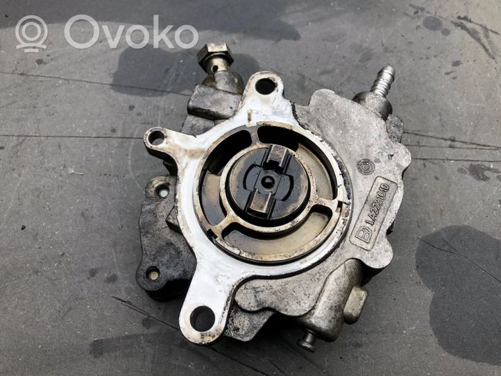 Volkswagen Phaeton Vacuum pump 07Z127025E