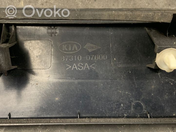 KIA Picanto Trunk door license plate light bar 8731007600
