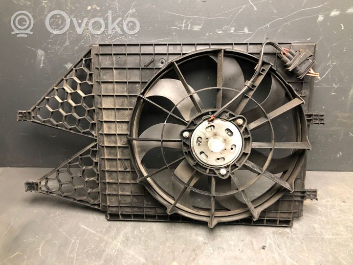 Volkswagen Polo V 6R Ventilateur de refroidissement de radiateur électrique 6R0121207A