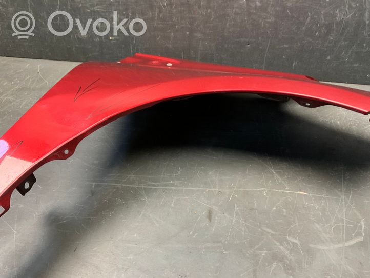 Toyota Yaris Błotnik przedni 525350D090