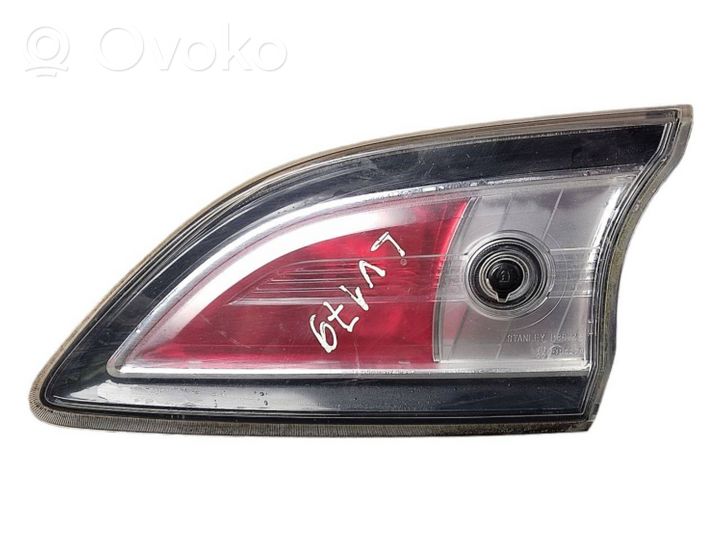 Mazda 6 Lampy tylnej klapy bagażnika 513F0