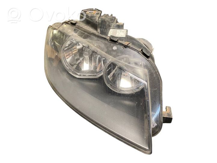 Audi A3 S3 A3 Sportback 8P Lampa przednia 8P0941004L