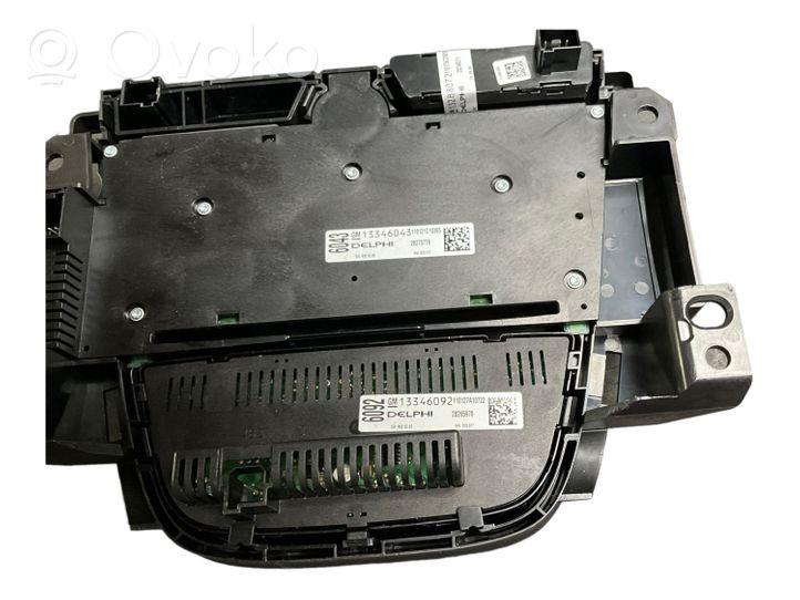 Opel Meriva B Panel / Radioodtwarzacz CD/DVD/GPS 13346043