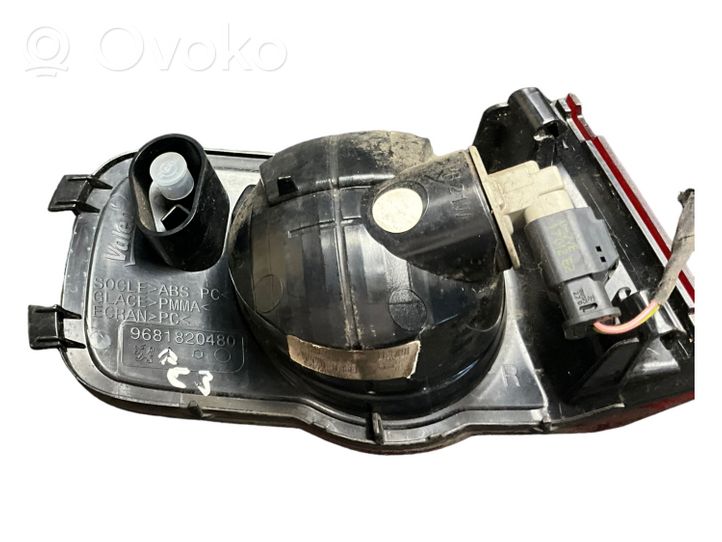 Citroen C3 Picasso Lampa zderzaka tylnego 9681820480