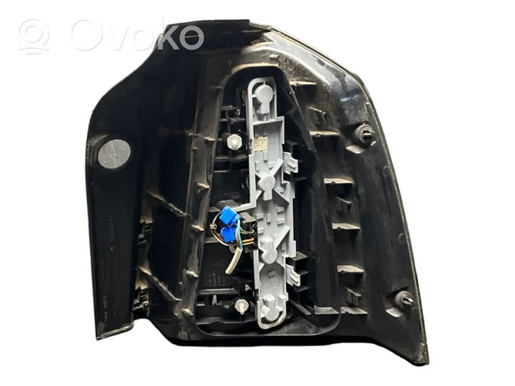 Opel Zafira B Ampoule, feu stop / feu arrière 24451841