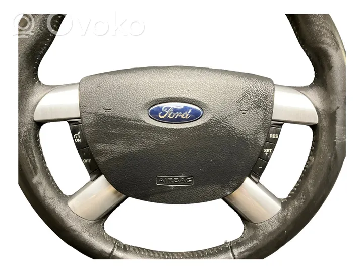 Ford Kuga I Ohjauspyörä 8V41R042B85ADW