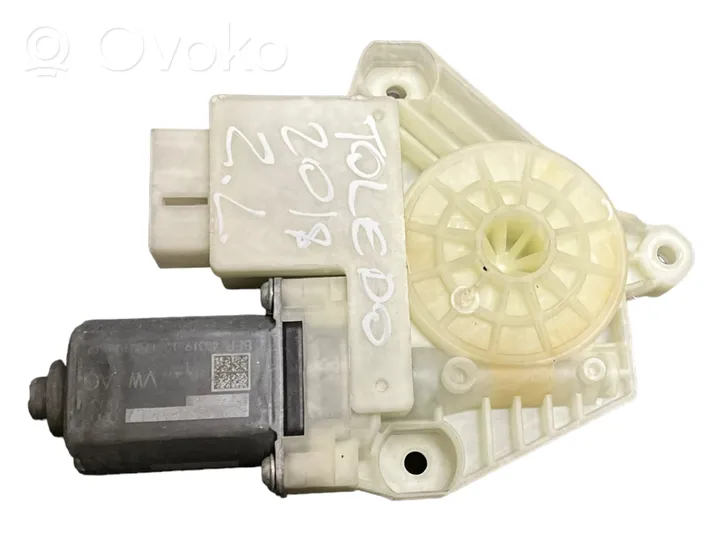 Seat Toledo IV (NH) Rear door window regulator motor 5JA959811L