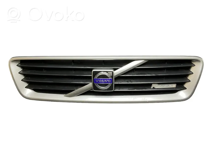 Volvo C30 Grille calandre supérieure de pare-chocs avant 30657194