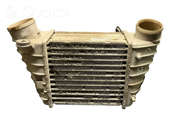 Audi TT Mk1 Radiatore intercooler 8L9145805