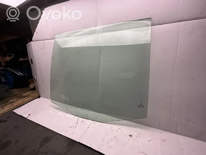 Volkswagen Touran I Rear door window glass 43R001583