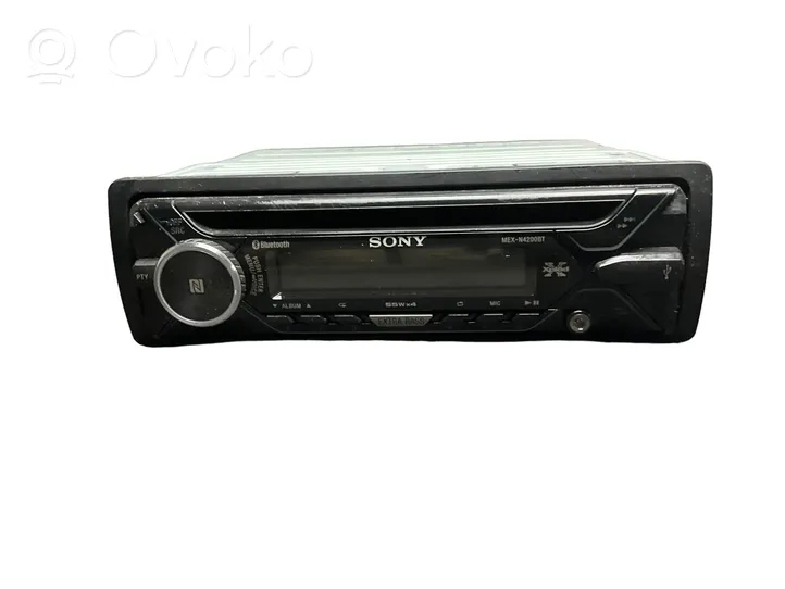 Ford Mondeo Mk III Radio/CD/DVD/GPS head unit SONY