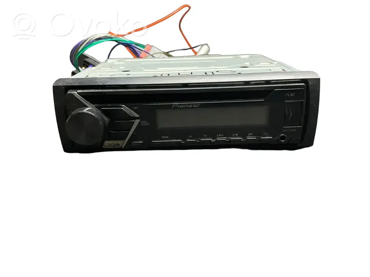 Renault Megane II Radio / CD/DVD atskaņotājs / navigācija DEHS100UB