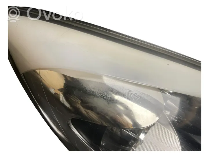 KIA Picanto Lampa przednia 921021Y3