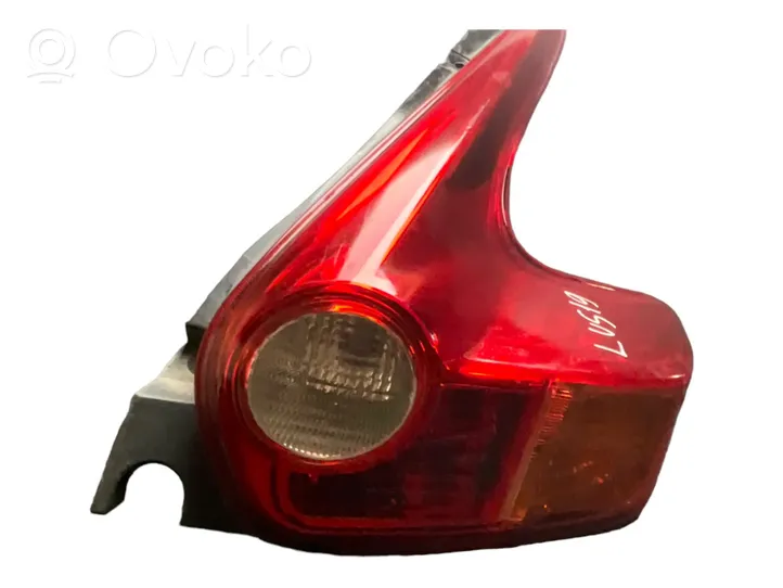 Nissan Juke I F15 Lampa tylna 