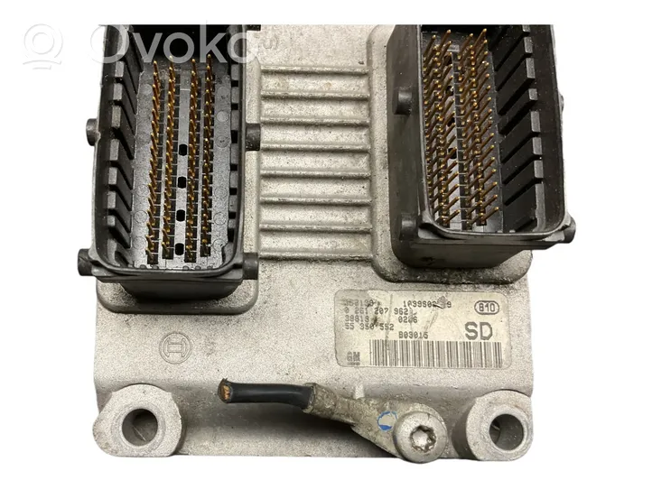 Opel Corsa D Calculateur moteur ECU 55350552