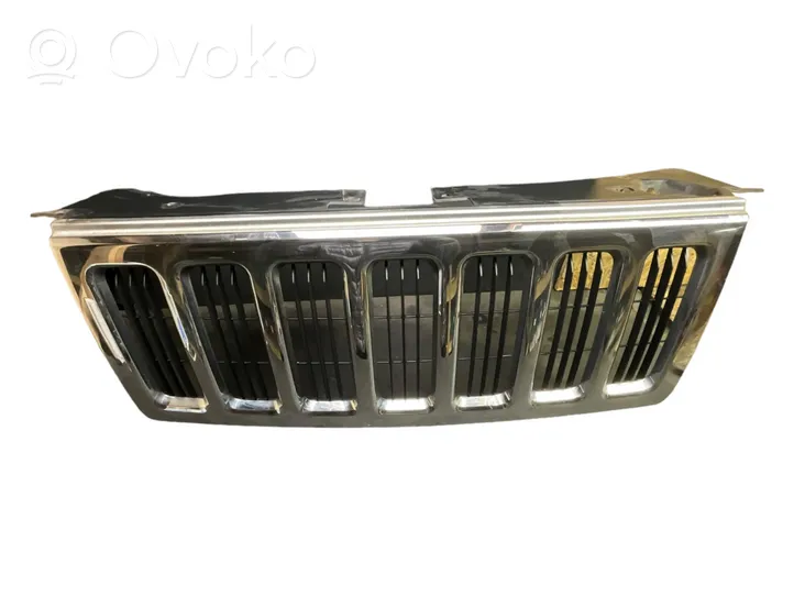 Jeep Commander Grille calandre supérieure de pare-chocs avant DX301656722