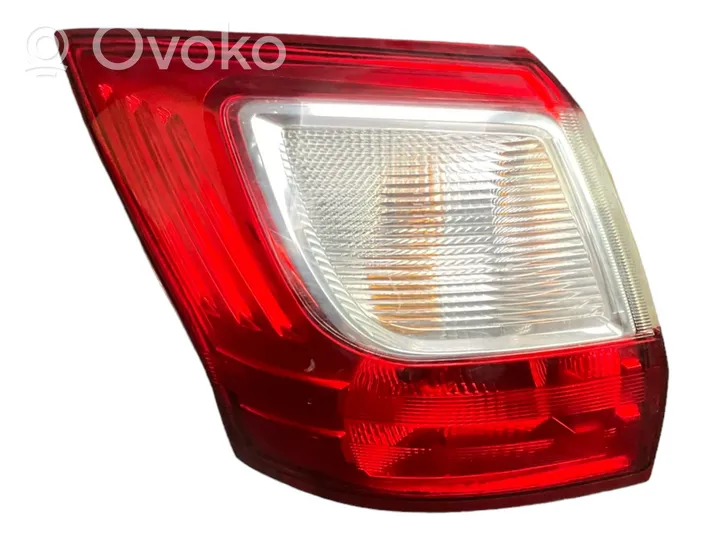 Ford C-MAX II Rear/tail lights AM5113405AE