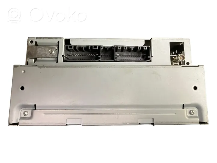 Jeep Patriot Radio/CD/DVD/GPS-pääyksikkö 05064943AD