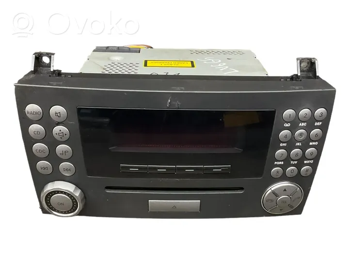 Mercedes-Benz SLK R170 Panel / Radioodtwarzacz CD/DVD/GPS A1718200786