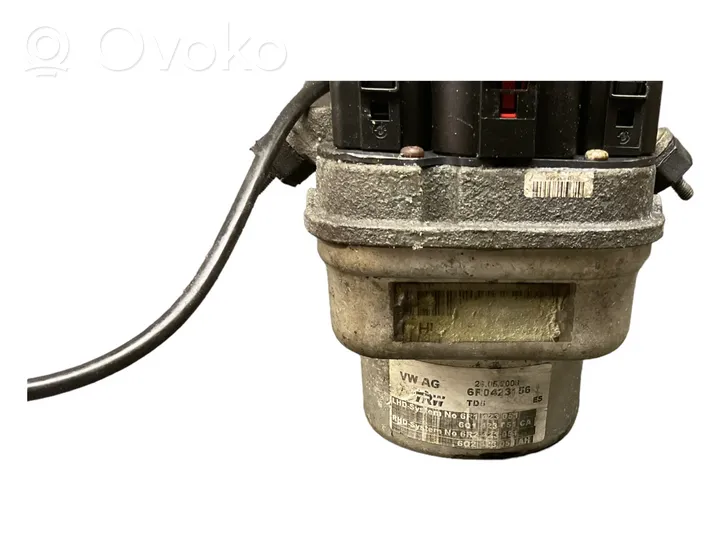 Volkswagen Polo IV 9N3 Power steering pump 6R0423156