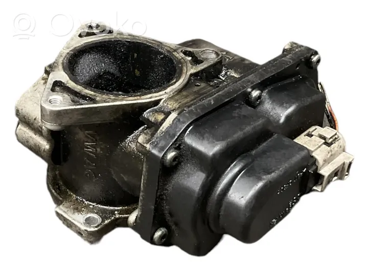 Volkswagen PASSAT B6 EGR valve 03L131501E