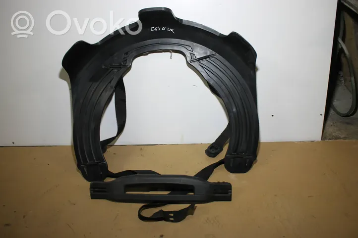 BMW X5 E53 Spare wheel mounting bracket 7002356