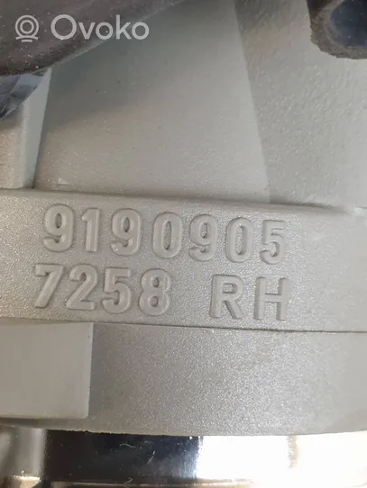 Volvo XC70 Feu antibrouillard avant 9190905