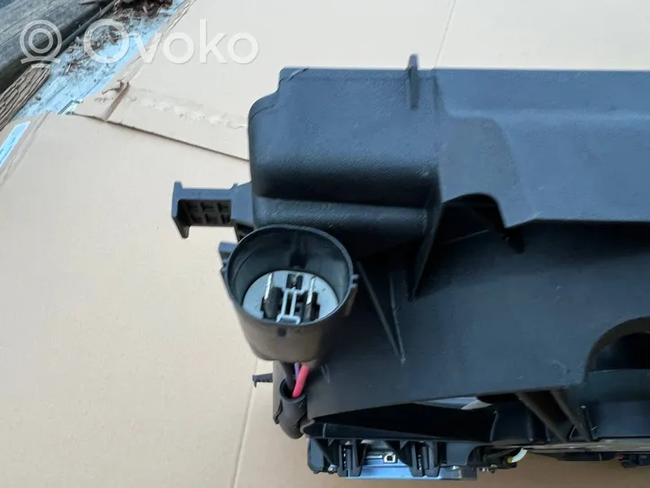 Volvo XC70 Radiator cooling fan shroud 31200375