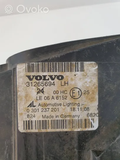 Volvo S40 Lampa przednia 31265694