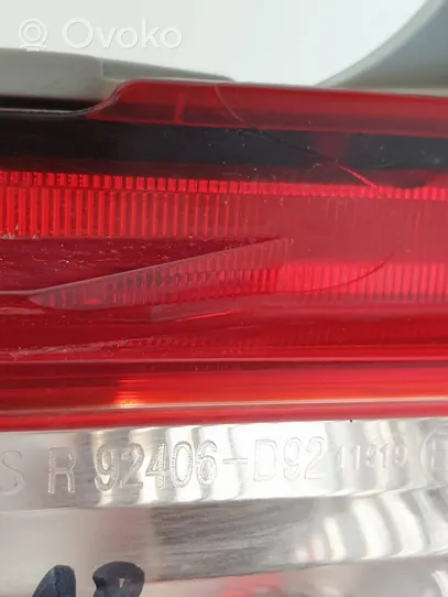 KIA Sportage Éclairage de pare-chocs arrière 92406D92