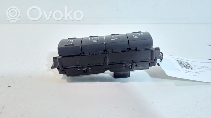 Volkswagen Routan Muut kytkimet/nupit/vaihtimet P68141126AA