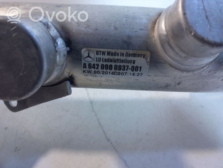 Mercedes-Benz ML W166 Tube d'admission de tuyau de refroidisseur intermédiaire A6420908937