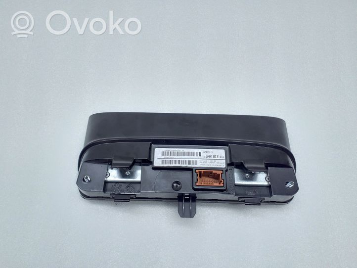 Citroen C4 Cactus Compteur de vitesse tableau de bord 9824091280