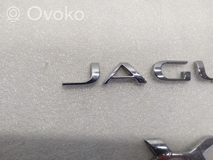 Jaguar XF Valmistajan merkki/mallikirjaimet 