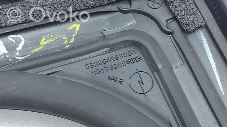 Opel Corsa F Takaoven ikkunalasin kumitiiviste 982964288000